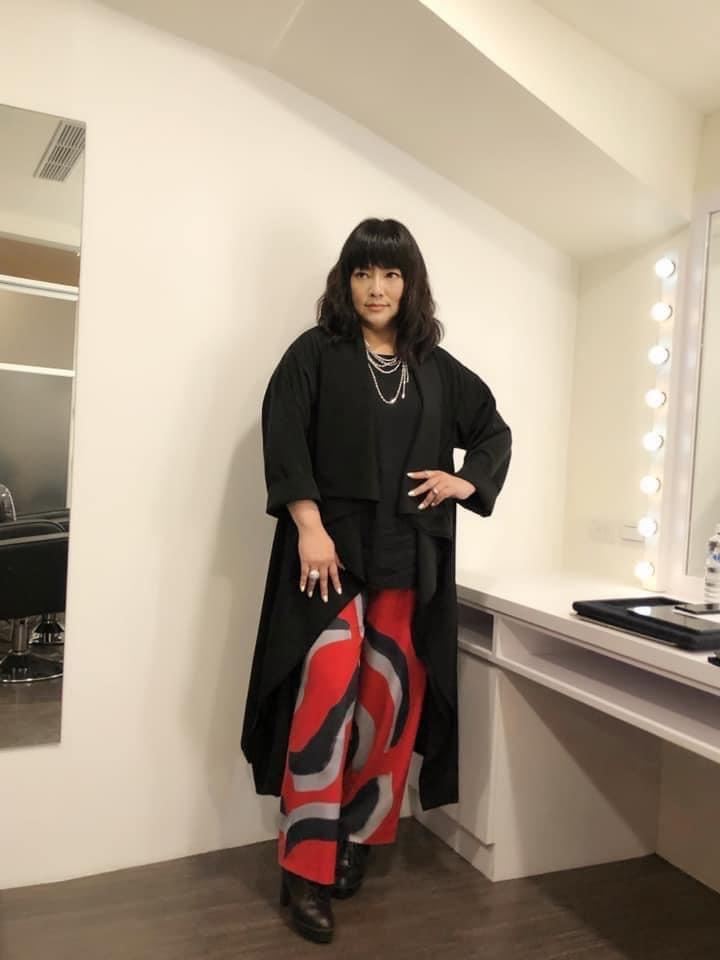 唐綺陽認了「找李進良微整形」!臉部1細節大升級 網狂讚:太勵志