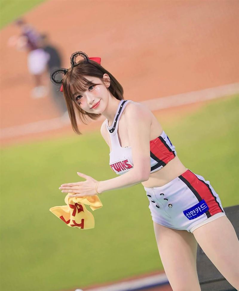 李珠珢紅到德國！U12小選手場邊嗨舉應援毛巾　本人回應萌翻了