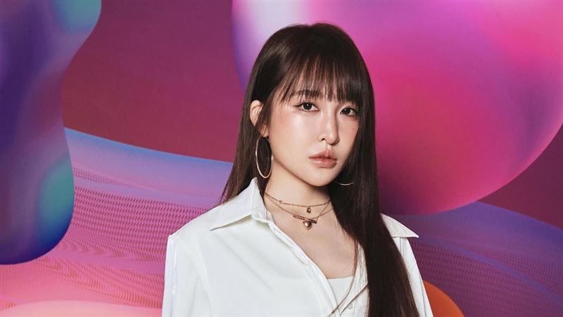 張若凡爆欠粉絲錢不還！沉寂1個月首發聲　自揭私生女身世：是為了養家