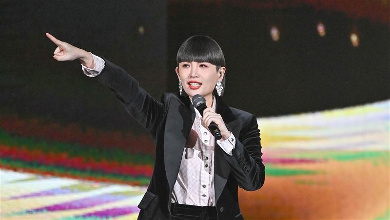 魏如萱疑被分手！未現身電台工作回應了　直播節目改預錄