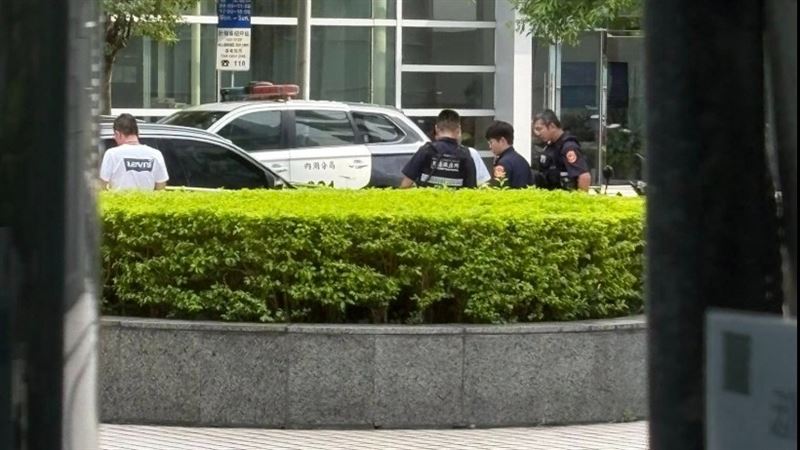 美女主播高文音下班險遭攻擊 惡煞怒喊:「我要美金」只差一拳頭就得手