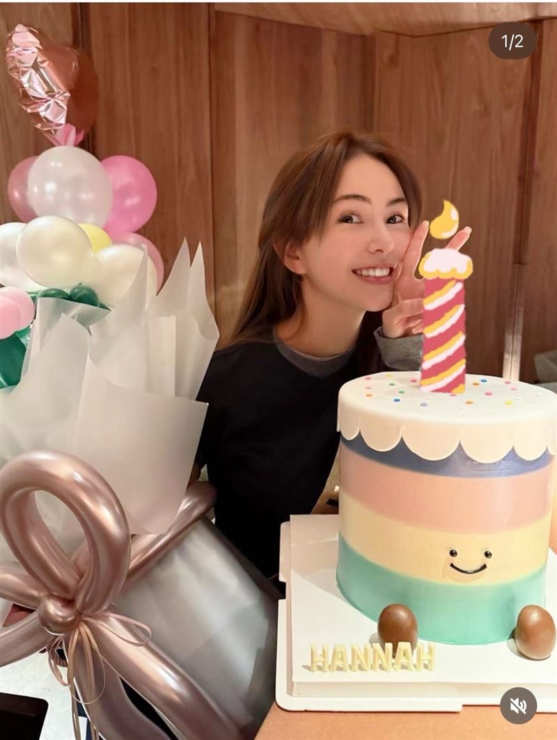 昆凌32歲生日放閃！黏在周杰倫身上露甜笑　「1跡象」被疑又有孕