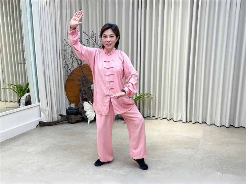 胰臟癌化療12次續命!名作家宣布完成「1生命清單」 驚人畫面曝