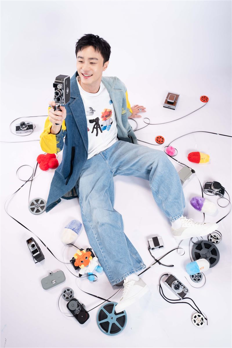 施柏宇港都駐點一個月！　「接2025雄影大使」拍片：耐性變好了