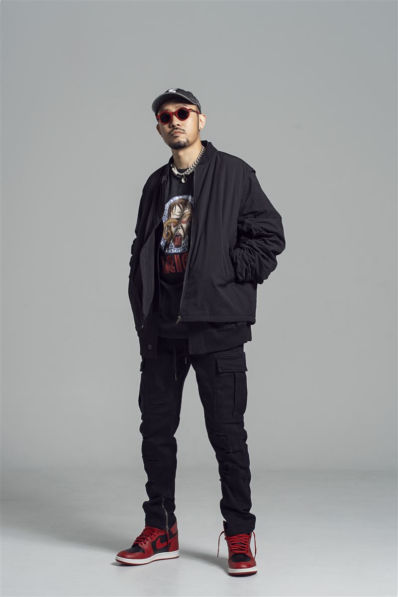 金曲歌王熱狗免費開唱!19年前取名「寂寞的小水怪」親揭背後含意