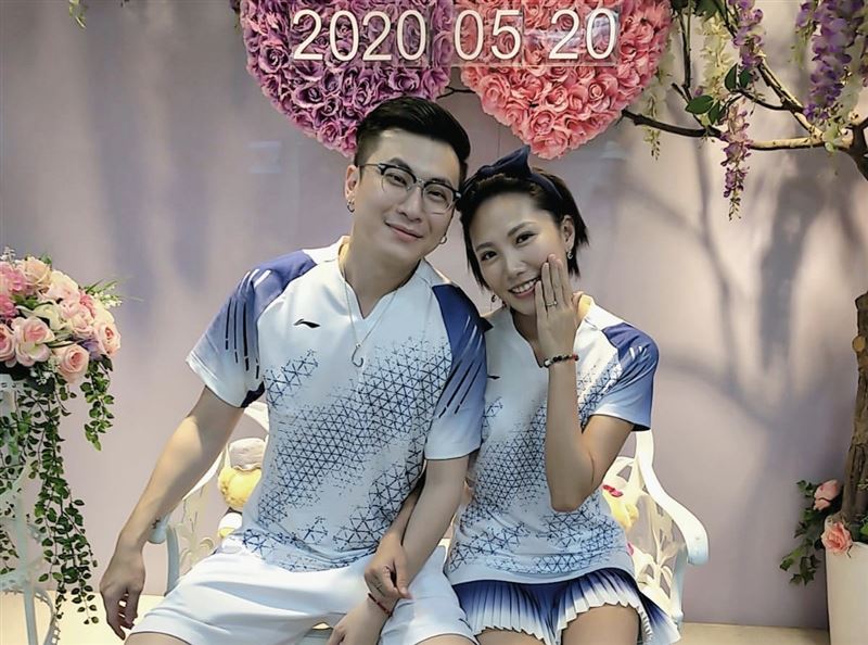 大牙結束5年婚姻!深夜再發文:謝謝拯救我的天使