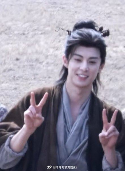 王鶴棣遭爆「情侶吵架」音檔！最新上工狀態曝光　驚險逃塌房揭關鍵原因