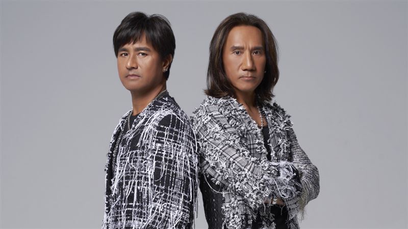 男粉絲告白激喊I love you!動力火車「神回應1句」掀全場高潮笑翻