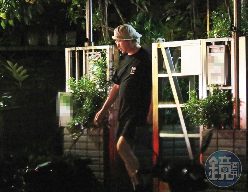 婚姻生變！徐佳瑩差11歲夫妻生活各過各　比爾賈獨揪男助理看午夜場電影