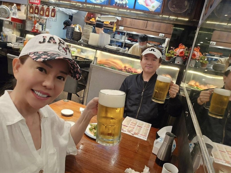 孫安佐女友爆猛料！狄鶯割腕、孫鵬買房給緋聞女星林筱薇　揭露家庭風暴