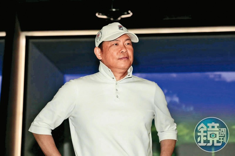 瞎挺黃子佼復出慘丟主持棒　他遠赴澳洲休假避風頭