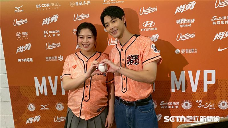 劉品言親自解答媒人是他! 當年拜月老斬姻緣1個不剩:只有連晨翔堅持