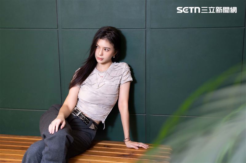 獨／「最辣學姐」脫了　外表冷豔被當學霸！羞曝私下個性迷糊竟忘通告