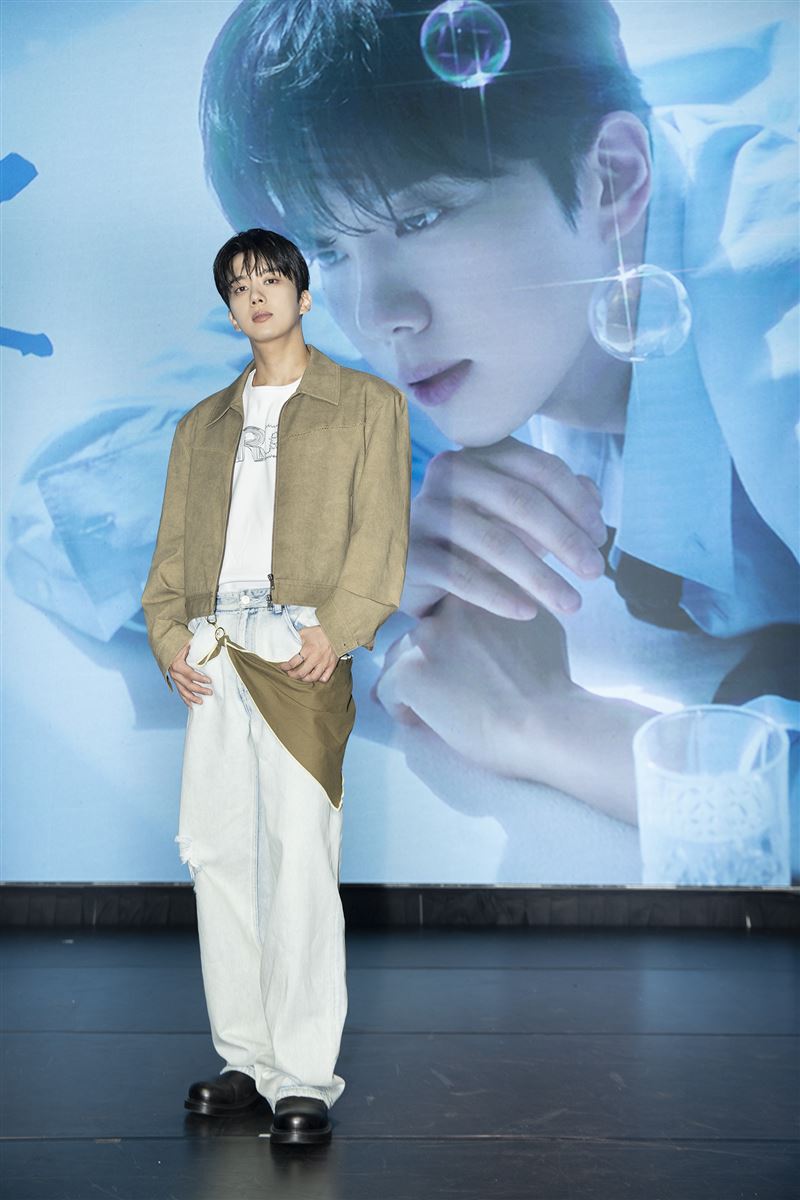 B.A.P劉永才夜市開吃芒果冰、珍奶!「不忍吐槽它」:不是我的菜