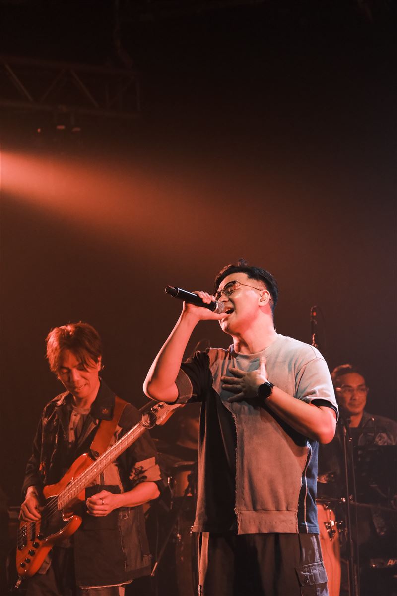 曾遇颱風取消演出!RubberBand「睽違2年來台開唱」預告專屬驚喜