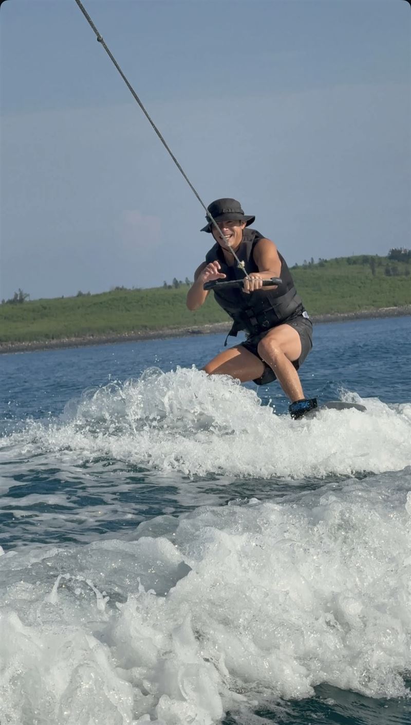 謝欣穎拋分手震撼彈 王柏傑行蹤曝光!凌晨突公開一張照洩心情現況