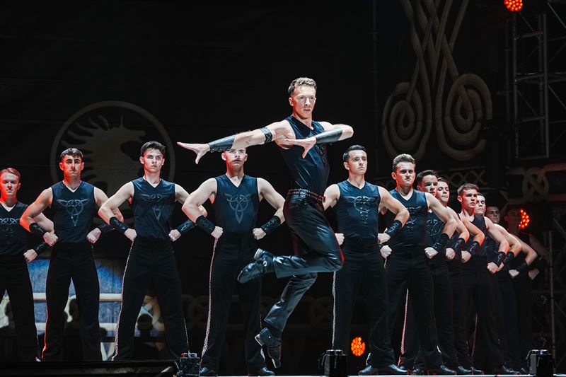 踢踏舞傳奇《火焰之舞》來台!千套造型震撼亮相 北中南巡演引爆期待