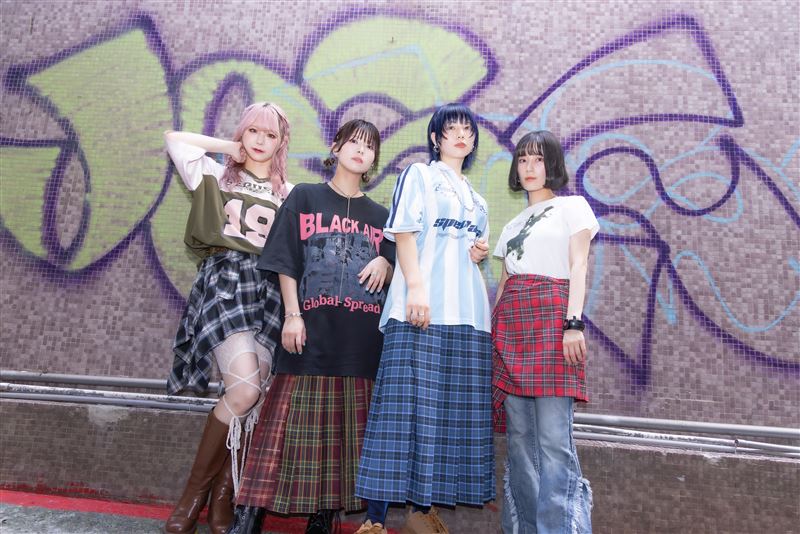 告白TWICE！日樂團海外首演獻台灣「讚子瑜超可愛」嗨喊想嗑大雞排