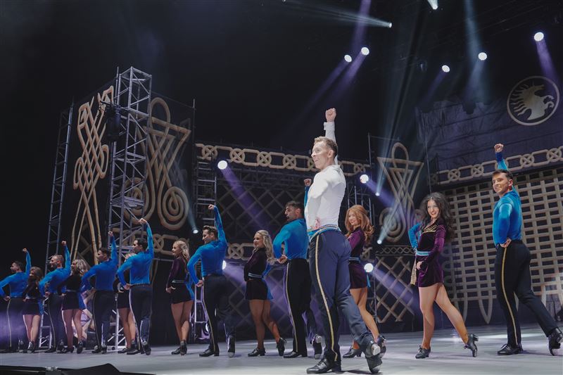 愛爾蘭踢踏舞傳奇來了!《火焰之舞》全球僅台灣才有 小巨蛋首演超震撼