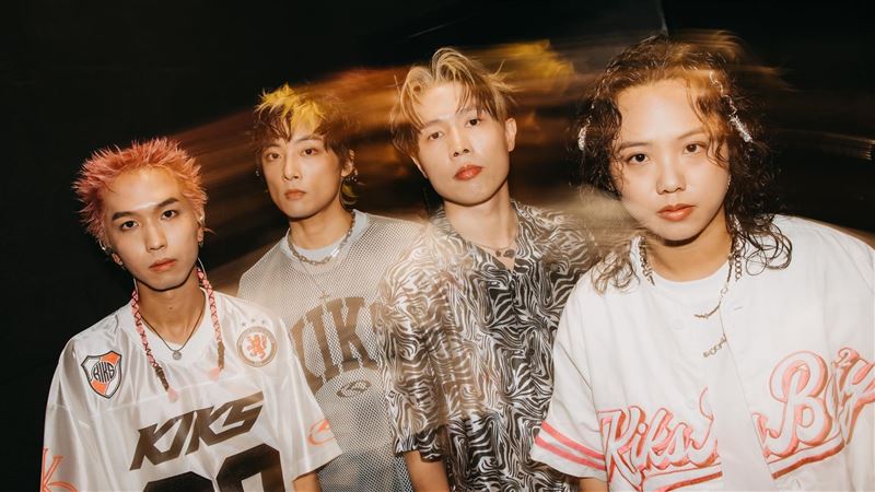 樂團主唱高調認愛陳美鳳！坦言偷走我的心　公布示愛情書