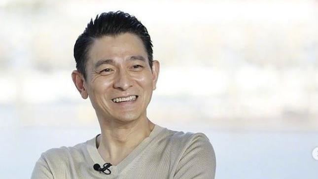 劉德華昔扛千萬債瀕臨破產！她霸氣出手救援　「當場撕毀合約」內幕曝