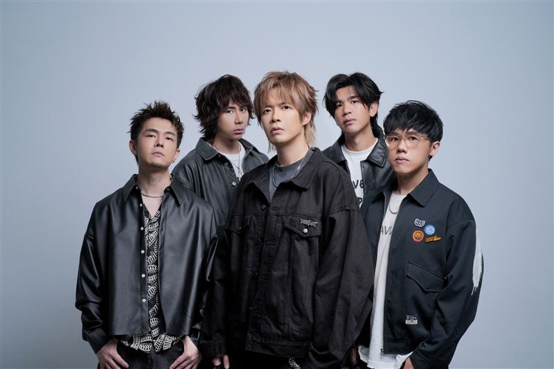 八三夭宣布加盟新東家!再曝重磅喜訊 歌迷「苦等600天」等到了