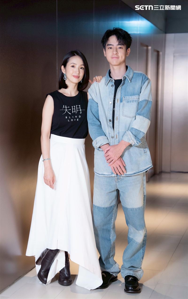 專訪／林依晨認「一打二帶娃崩潰」！大尺度女女戀：能接就代表我認同