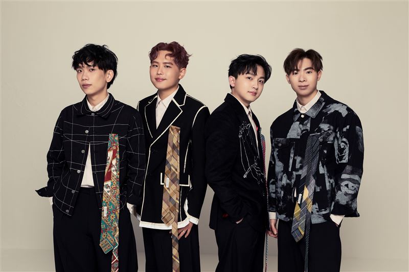 改編陳綺貞經典！理想混蛋壓力山大　「滾石撞樂隊2」25樂團齊聚