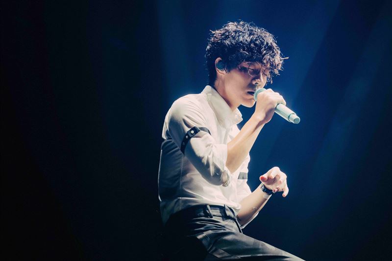 盧廣仲自爆童年遭霸凌！「抱吉他演出」原因超催淚　揮別陰霾告白歌迷