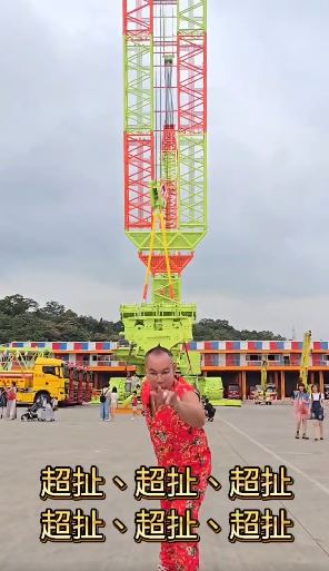 遭酸送怪手赴災區擺拍！吊車大王震怒反擊　公開救援影片：超扯汙衊