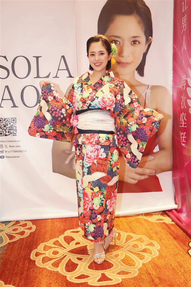 獨家／蒼井空自曝中文沒退步！首曝二寶媽日常：常想帶兒子重遊台灣