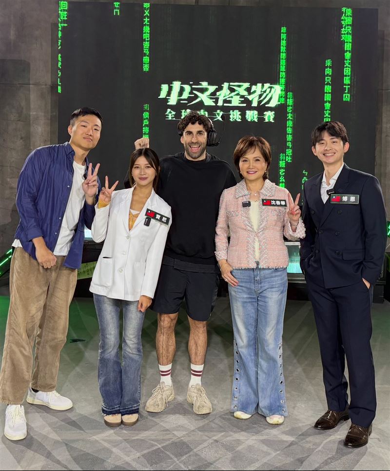 沈春華鬼臉爆紅　上《中文怪物》被做成表情包！本尊發聲了