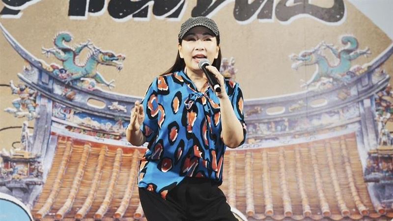 金曲歌后現身新莊廟街！唱這首全場大合唱　驚嘆非常有成就感