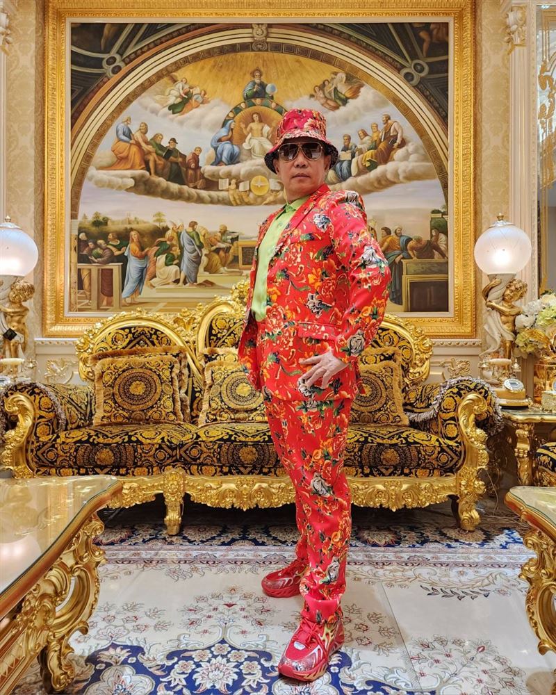 高速公路驚見吊車大王「超跑車隊」!網曬震撼畫面不藏了:跑車展