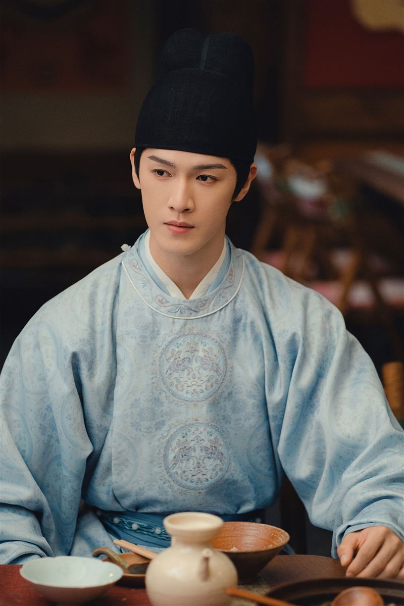 200萬人預約觀看！王影璐「穿書戀上李昀銳」　大談爺孫戀擦出CP感