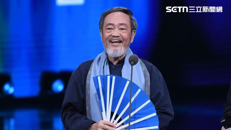 楚留香配音員是他!高齡81歲杜滿生罕見露面 拿扇子重現經典英姿