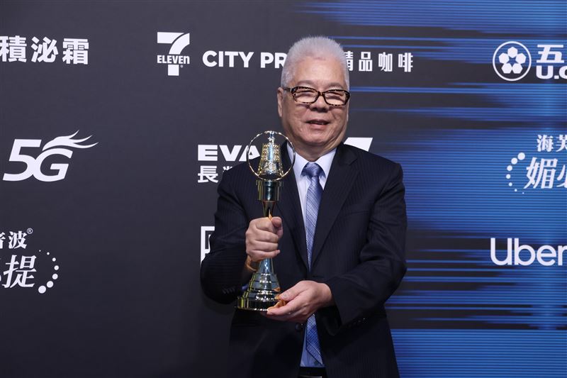 廣播節目幕後靈魂!廖江華獲頒特別貢獻獎 許願「歷史持續傳承」