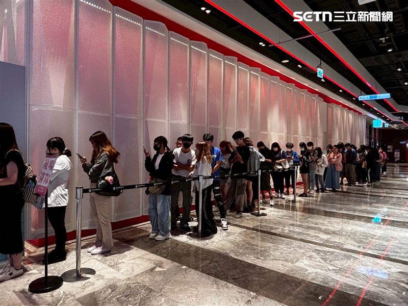 白敬亭生日當天⋯《難哄》快閃店來台南了！劇迷搶排：又被哄得服服貼貼