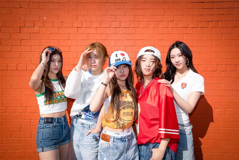 韓怪物新人女團首來台開唱!粉絲福利超狂 加碼挑戰「一起做辣炒年糕」