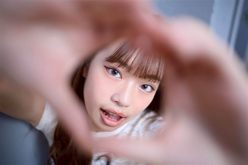 獨家／最美高中生初戀告吹！分手淚崩暴瘦　「狠做1事」拒吃回頭草