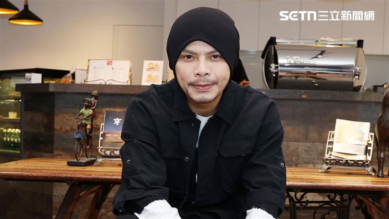 黃明志工作被砍光到明年底！自薦「會炸雞排、裝鐵窗」 經紀人發聲證實