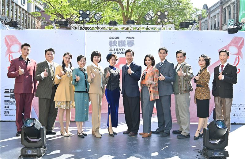 台八男神浪漫求婚！合體未婚妻比心放閃　對象曝光是她