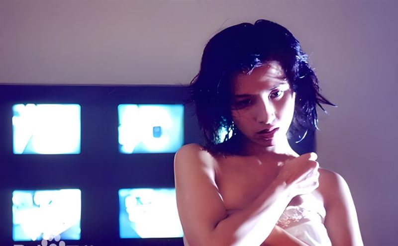 她港姐落選轉拍三級片,沒想到與吳彥祖「一戰成名」