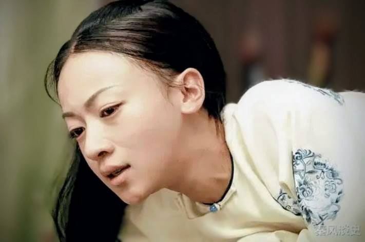 宮女低語「皇上那晚瘋了」令妃第一次被強幸到底做了啥？竟讓乾隆大暴走