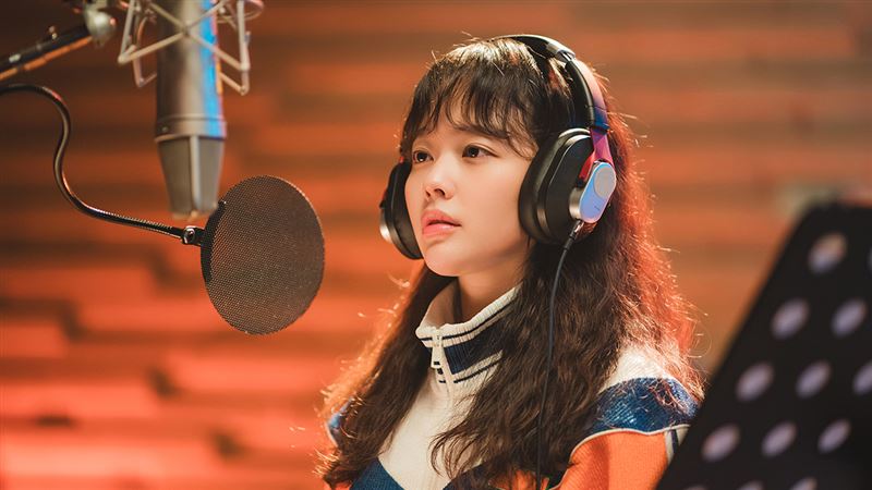 韓男團成員遭瘋狂粉絲「跟蹤進廁所」！從10樓丟寵物狗　他嚇瘋：太恐怖