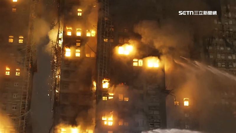 香港惡火吞7棟樓傷亡慘！李嘉誠捐3.2億善款救災　背後藏暖心巧思網看哭