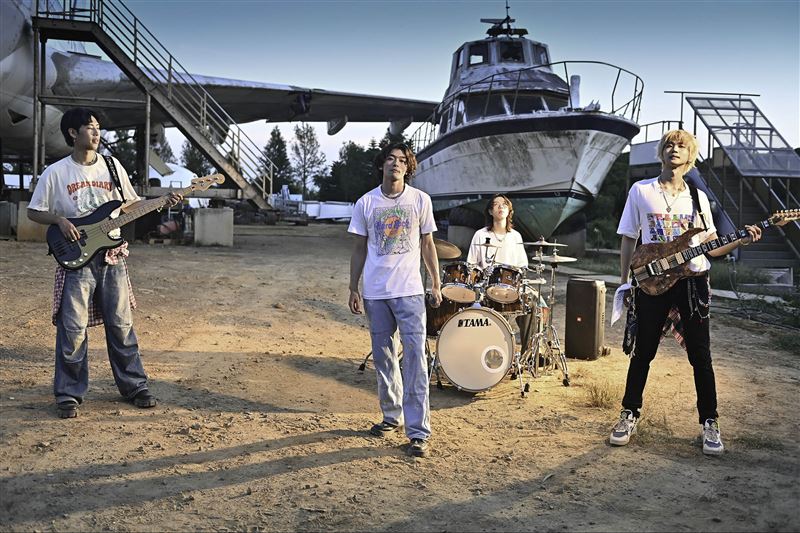 F3+周杰倫+阿信加持超狂!帕拉斯登機翼開唱 他懼高症雙腿全軟