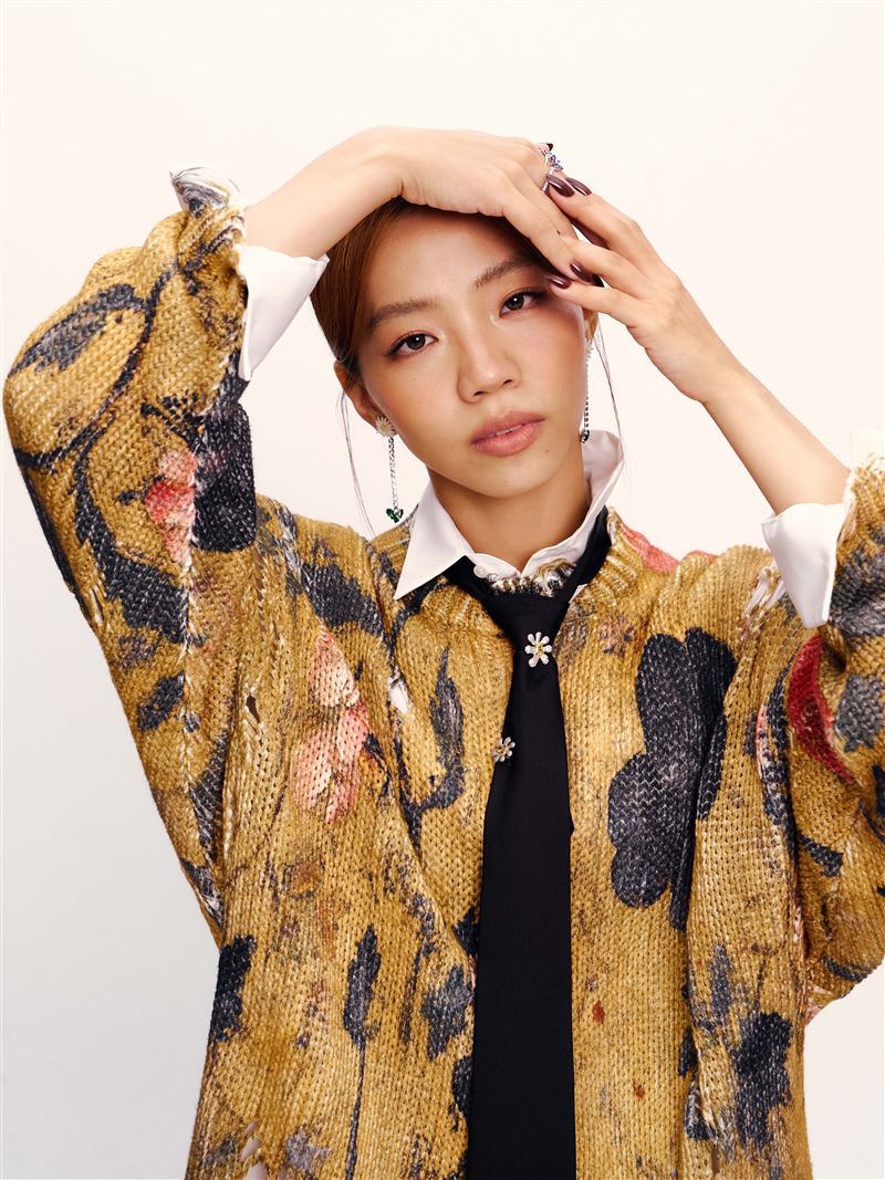 翁倩玉睽違47年回歸國片！洪佩瑜出手了　攜手「破億金三角」助陣