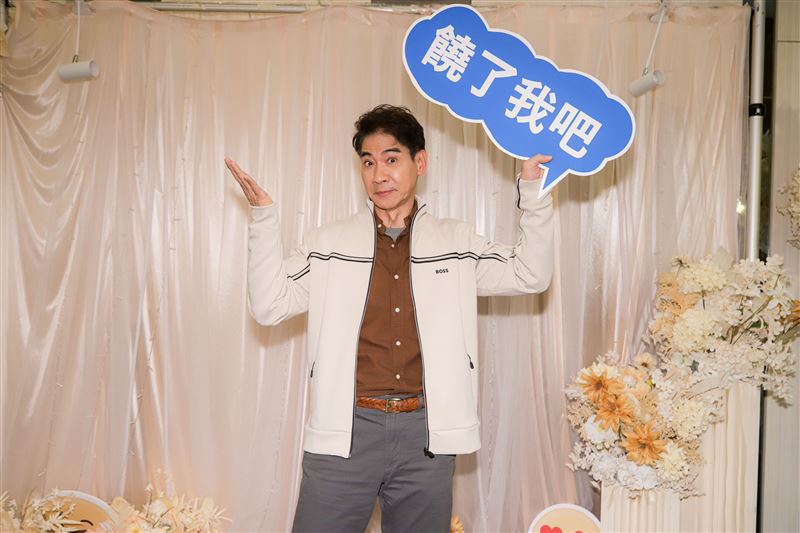 翁家明私下面目曝光「霸氣捐百道年菜」　戲裡演大魔王戲外超反差