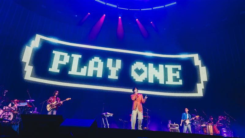 宇宙人開唱！超大咖天后驚喜現身小巨蛋　上台獻唱經典歌全嗨翻